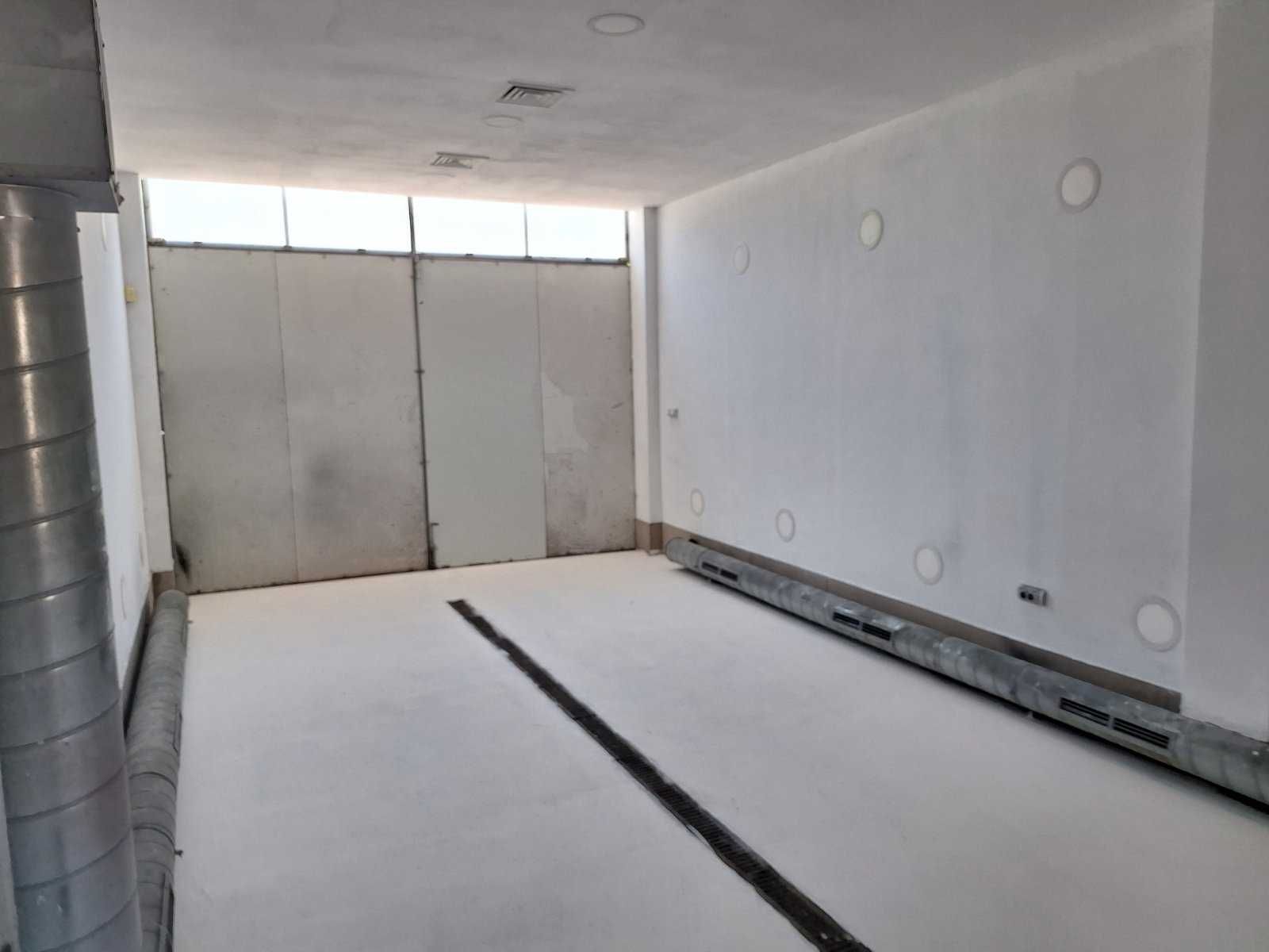 Продава се ПРОМИШЛЕНО ПОМЕЩЕНИЕ в село Долни Раковец, обл. Перник