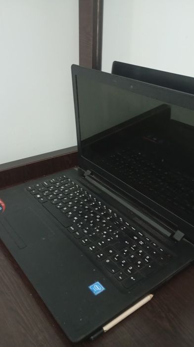 Noutbuk prodayu srochno