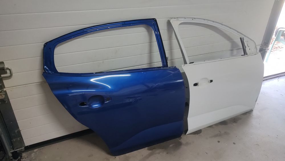 Ușa , uși dreapta fata și spate Logan 3 2021,2022,2023,2024,2025