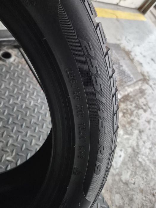 Vand set anvelope 255 45 19 pirelli