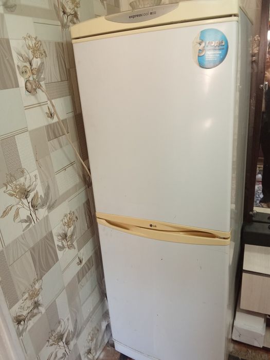 Холодильник в рабочем состоянии