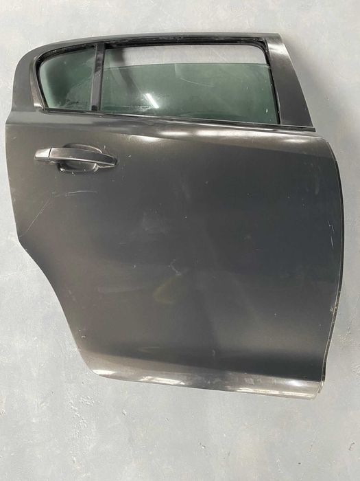 Dezmembrez opel corsa 2014