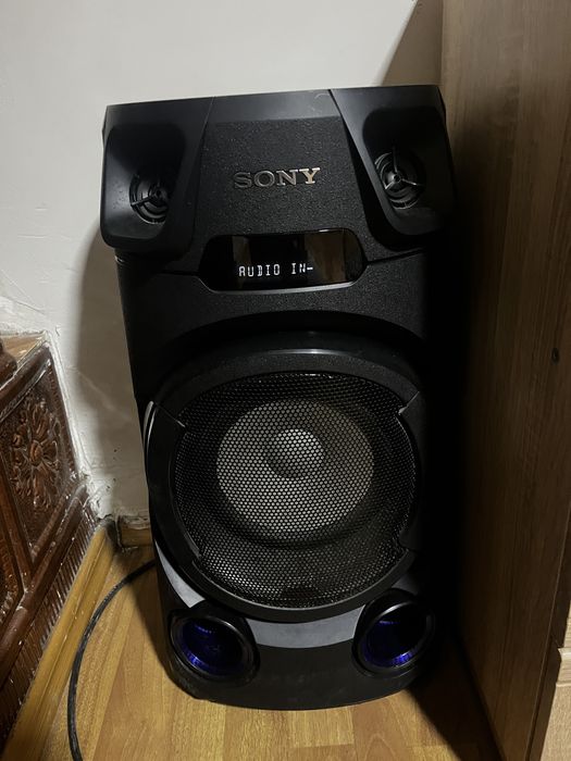 Vand boxa sony MHC-v13