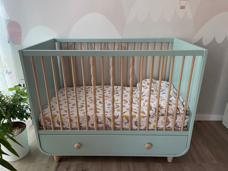 Patut cu sertar MYLLRA ikea cu saltea Traumeland