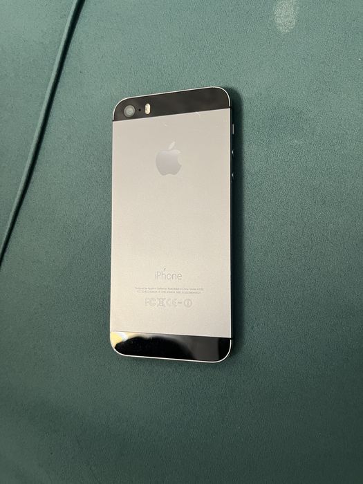 Iphone 5s в идеальном состояний