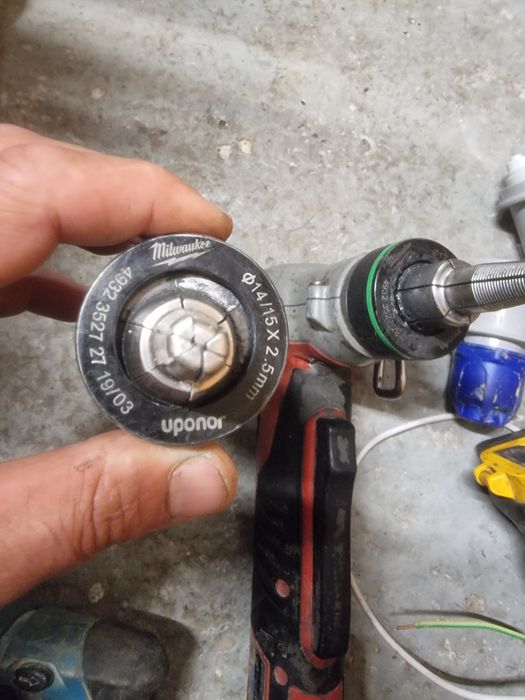 Expandor milwaukee uponor  c12 pxp