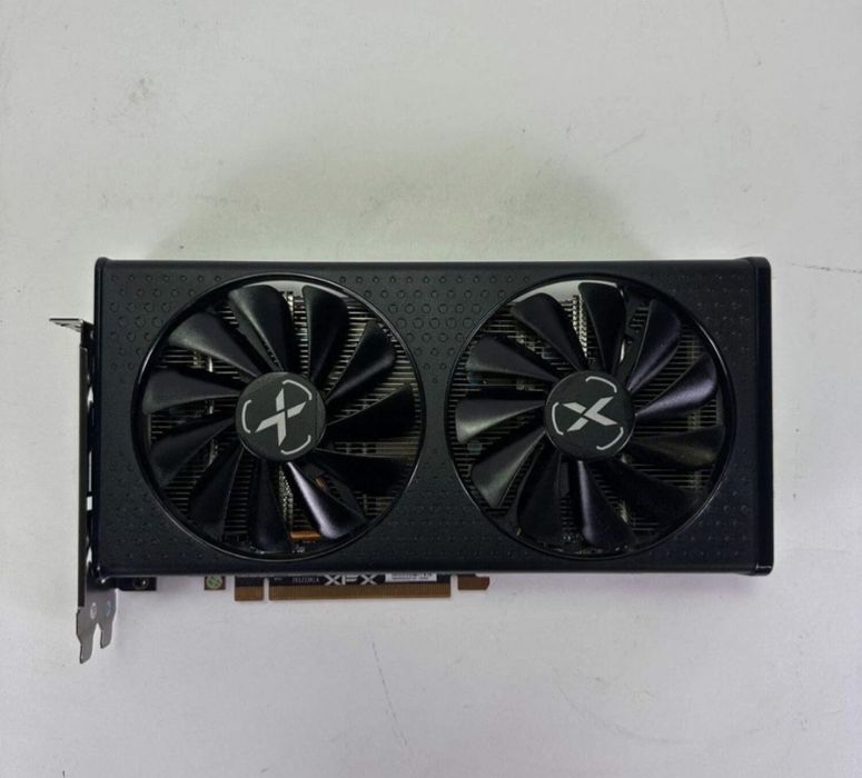 Vând placa video XFX 6600 speedster