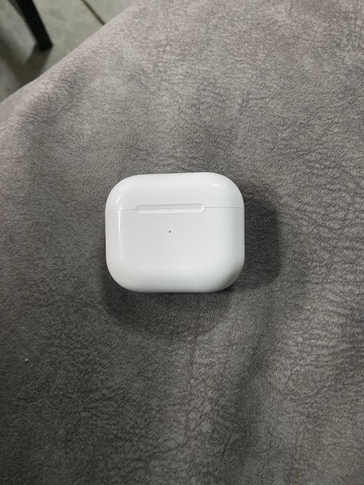 Vand casti airpods