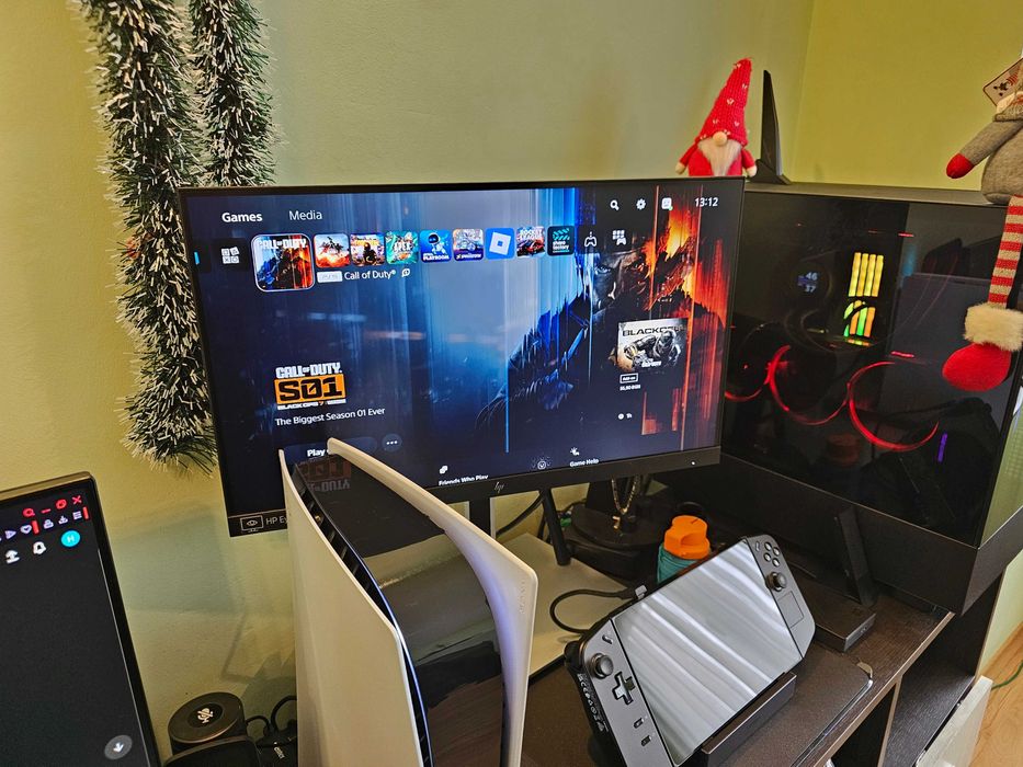 Playstation 5 дискова версия, пълен комплект със 6 игри