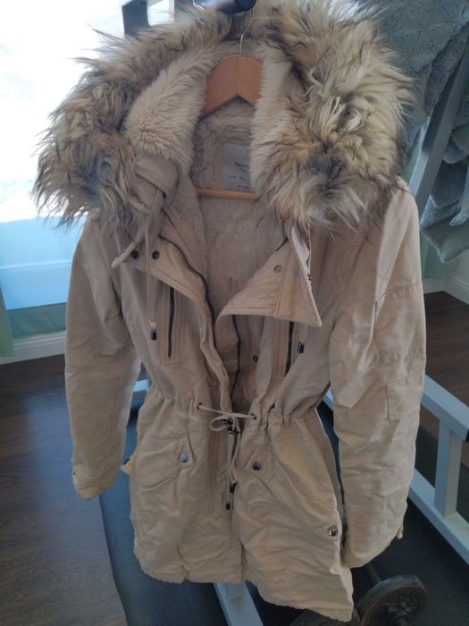 Дълго топло яке Bershka