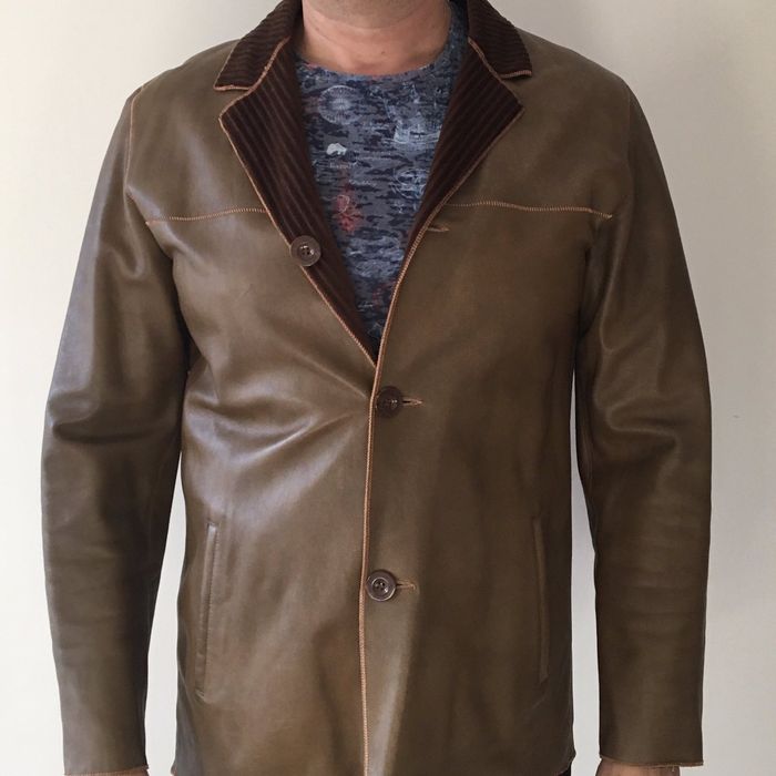 Коженои якета различни