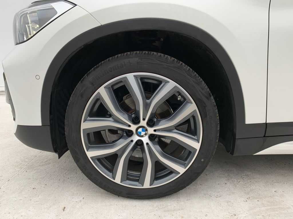 Proprietar vand BMW X1 xDrive18d Sport Line, 4x4, Automat, Full LED