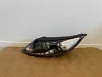 Far stanga xenon + led Kia Sportage dupa 2010 cod 92101-3U290