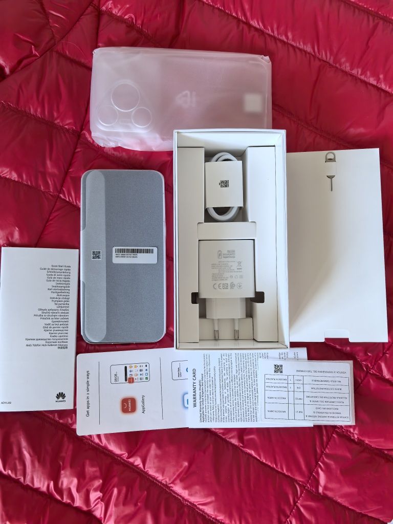 Невключван Huawei pura 70 с 3 години гаранция!