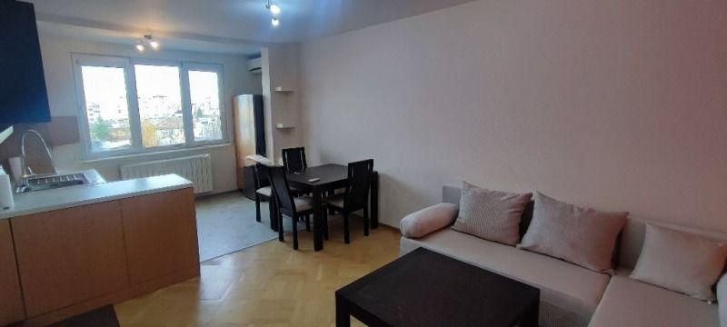 Тристаен апартамент под наем в ж.к. Надежда 4, 2214828