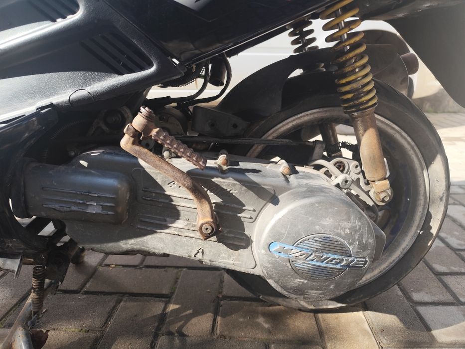 Продаётся мопед (скутер) Run WANGYE — 150 см³