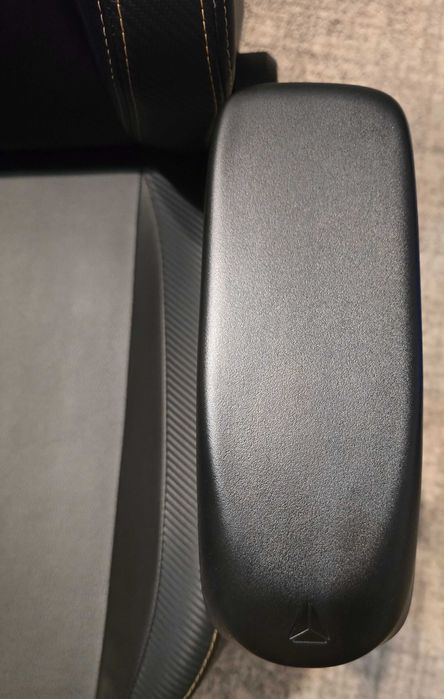 Scaun Gaming Secretlab Titan 2020 Dark Knight Edition + Şezut nou