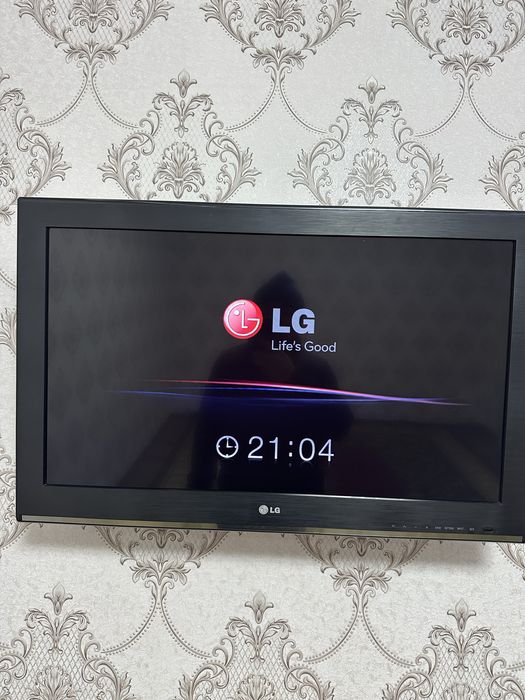 Телевизор сотилади 32лик гарантия бераман ишлашига жавоб