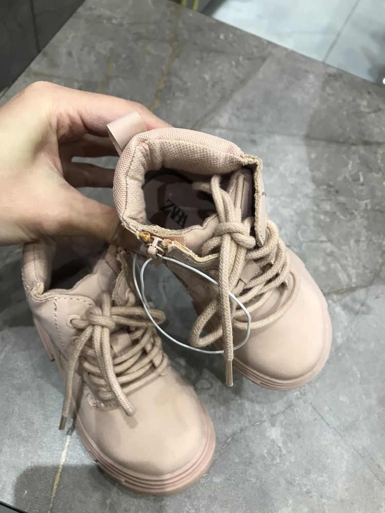 Детские сапожки от Zara