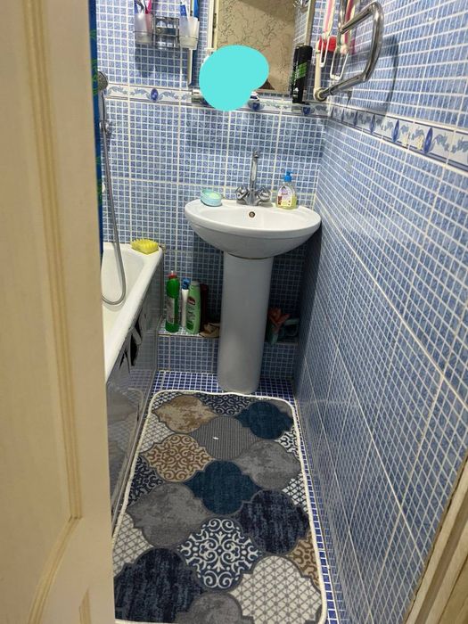 Чиланзар 15. Квартол 3/2/5 2*6 балкон кирпичный дом