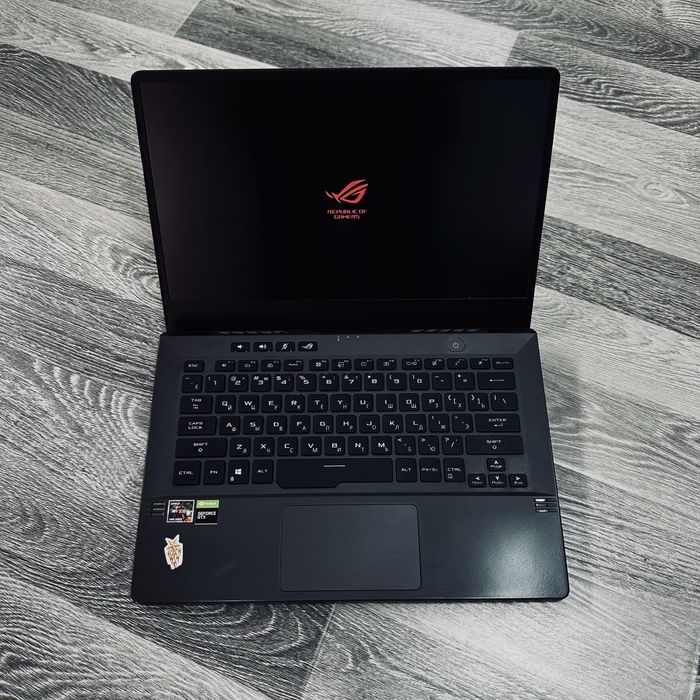 Asus rog zephyrus g14