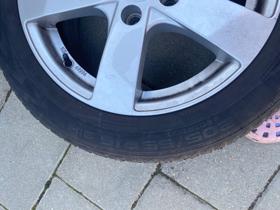 Set 4 roți iarnă Nokian WR D4 205/55 R16 cu jante aluminiu