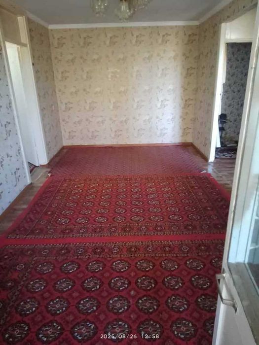 Киргили Шарқ мехмонхонаси 2 хонали квартира ижарага берилади.ID: 1449