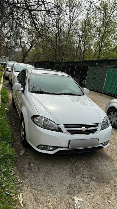 Белая Джентра, 2020 год, АКПП, ABS, магнитофон, люк, пробег 47 000 км