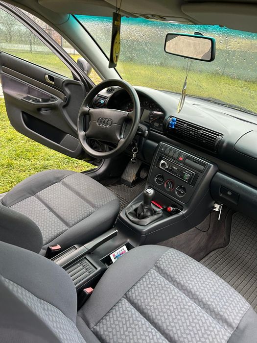 Audi A4 benzină 1,8