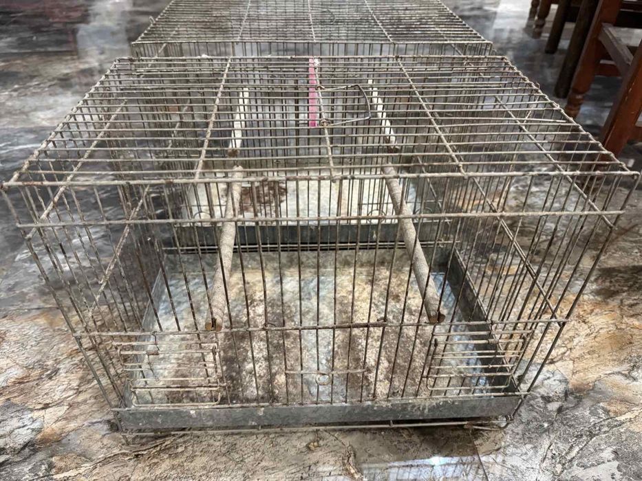 Продавам клетки за малки птици