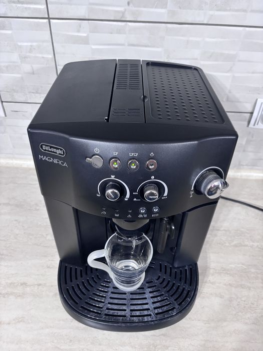 Espressor automat Delonghi