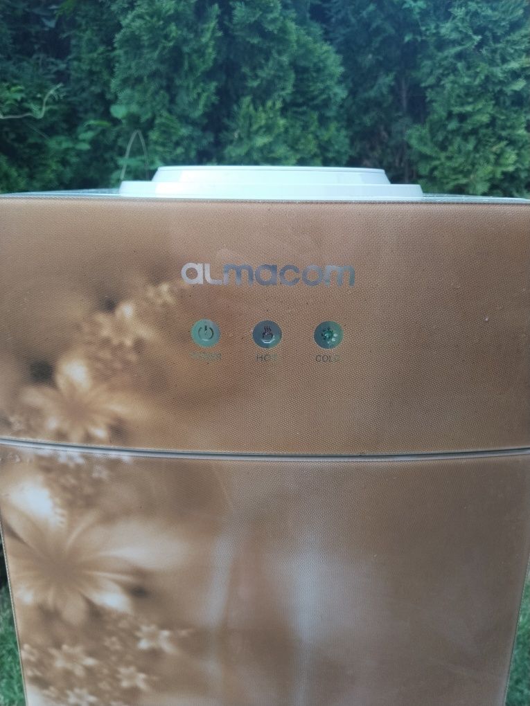 Кулер для воды almacom