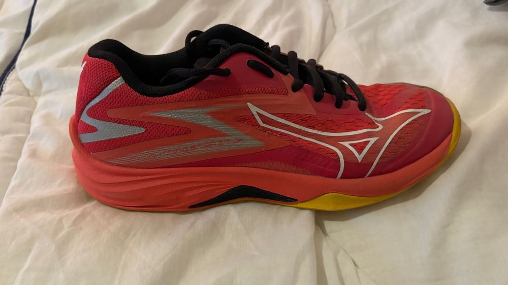 Волейболни обувки за зала Mizuno lightning star z-7 jr