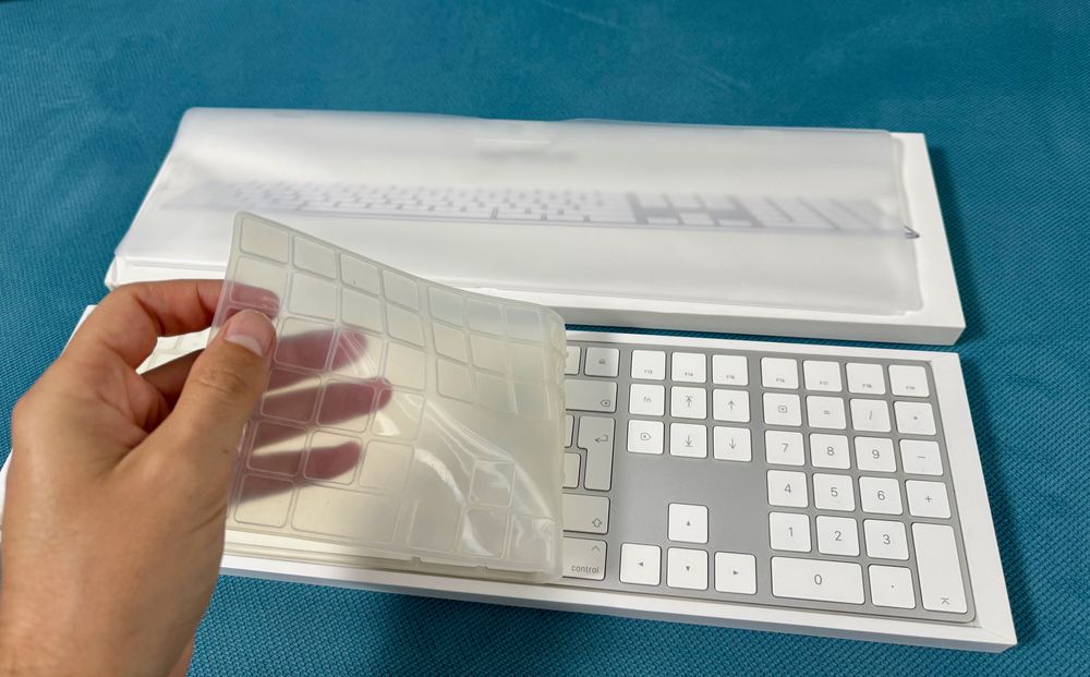 Tastatura Apple Magic Keyboard A1843 cu numpad, Layout US English