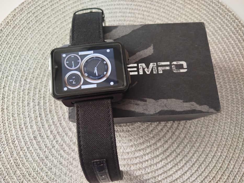 Mini telefon de mână nou