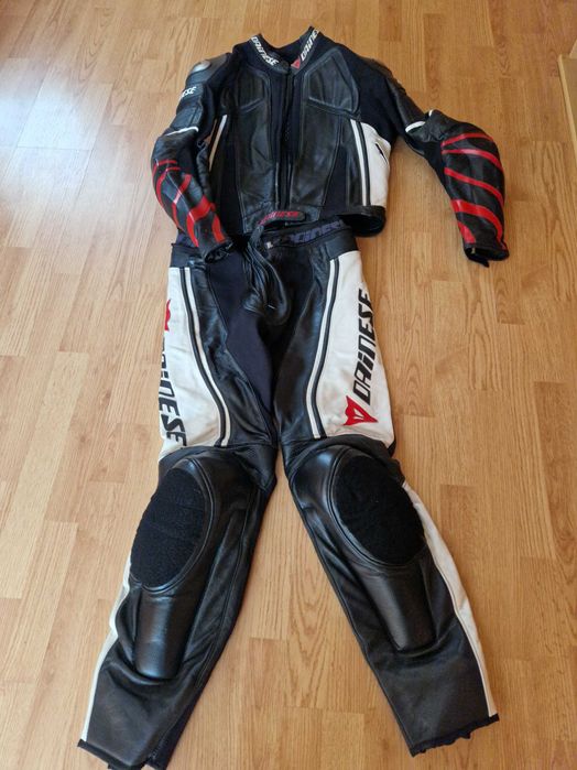 Costum piele DAINESE