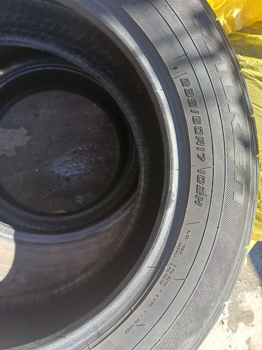 Vand 4 Anvelope vara uzate