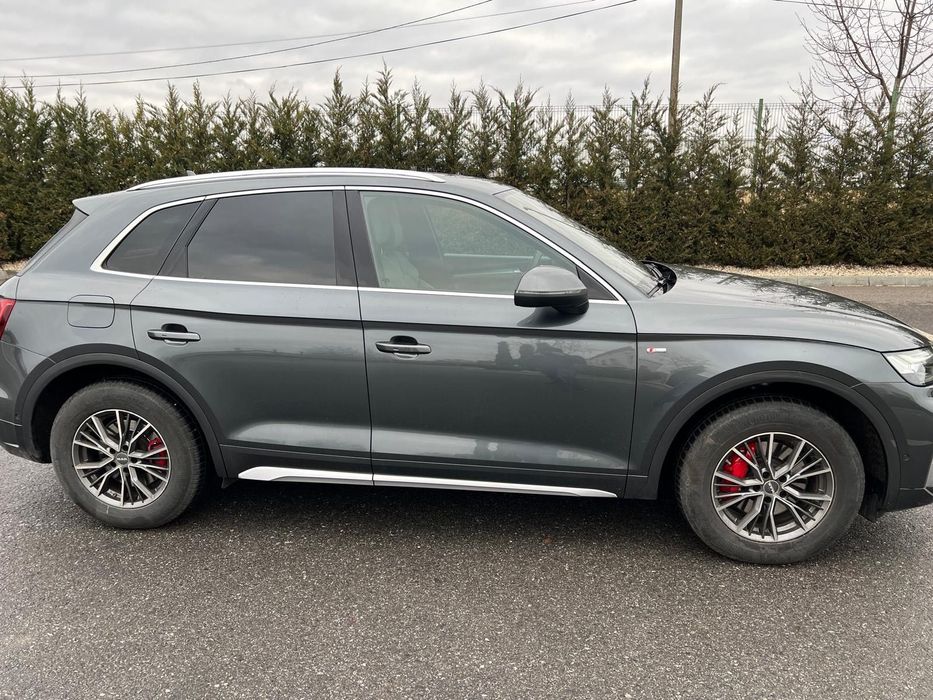 Audi Q5 Unic proprietar  ,full options,tva deductibil