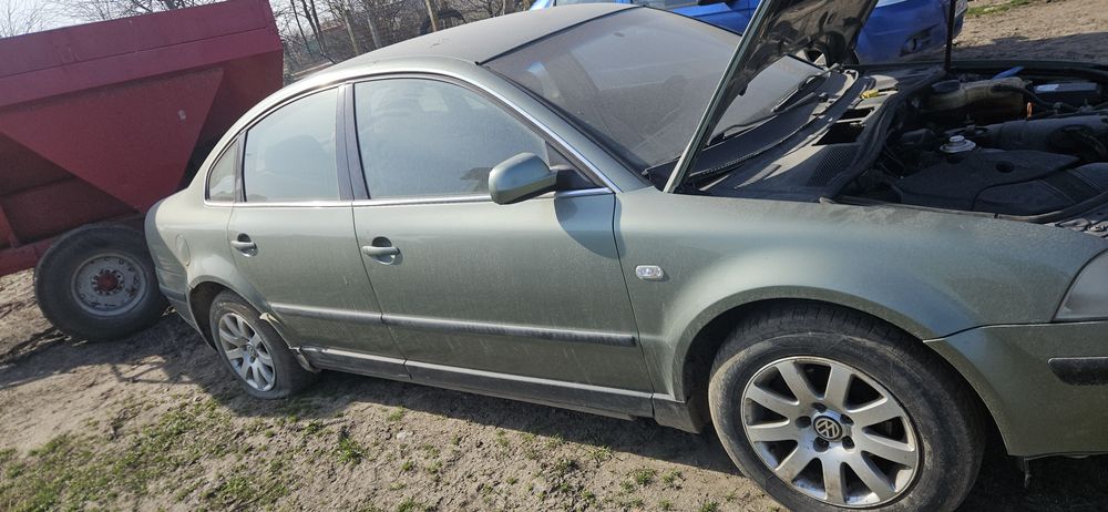 Vând volkswagen Passat pentru dezmembrari