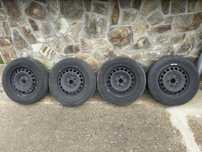 Set jante cu anvelope iarna 195 65 R15