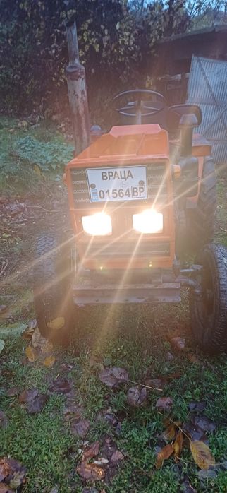 Трактор DFH 180 със Регистрация.