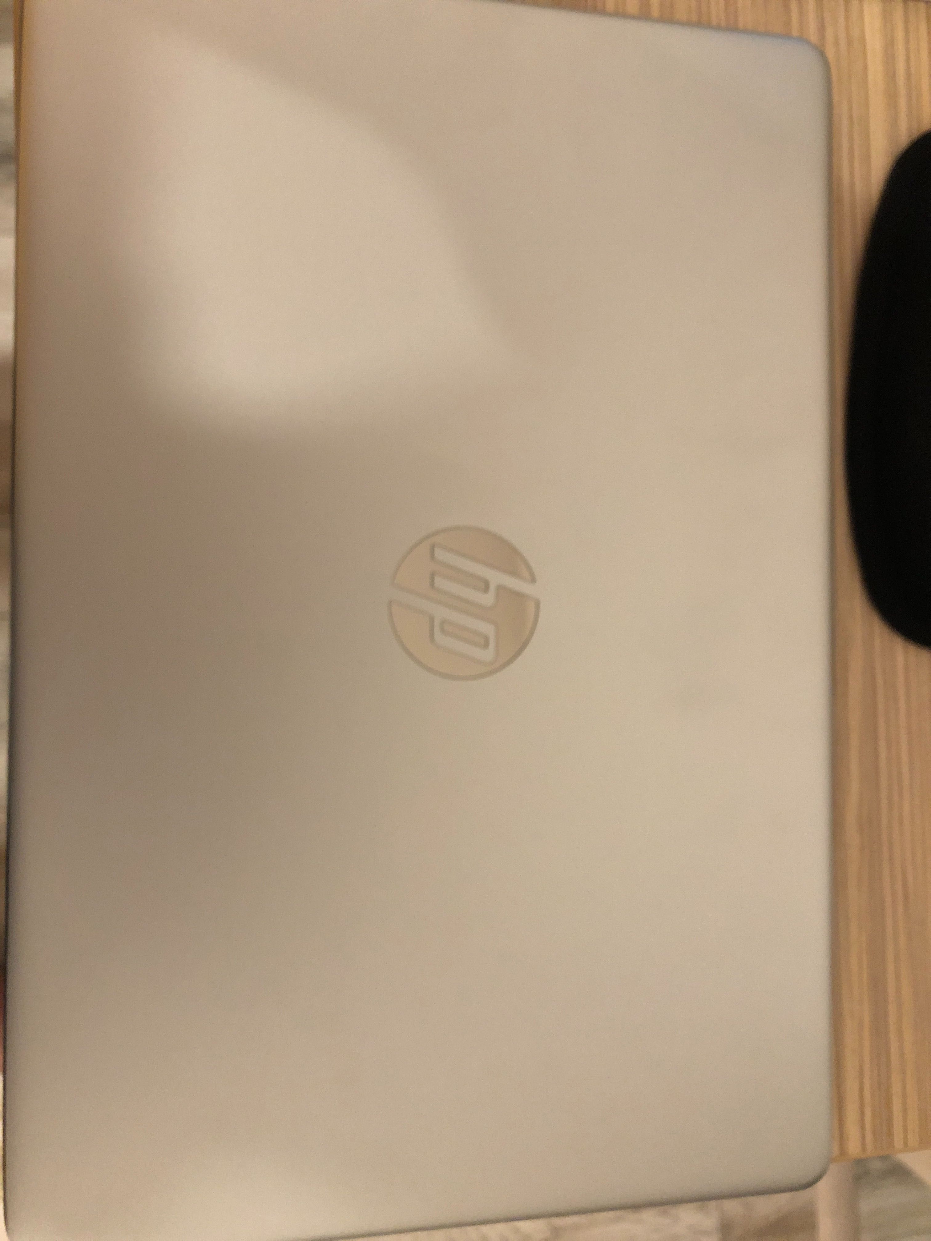 Laptop Hp - argintiu