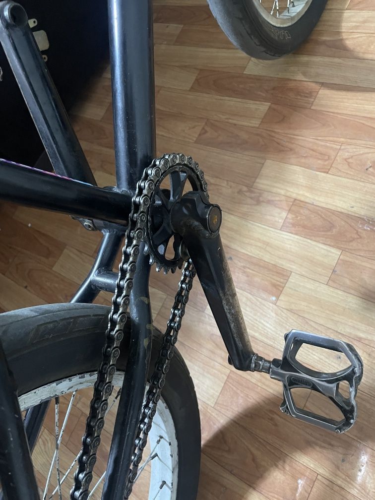 Продается велосипед BMX цена 350$