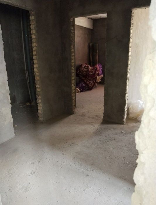 7 mikda 3 xonalik korobka sotiladi