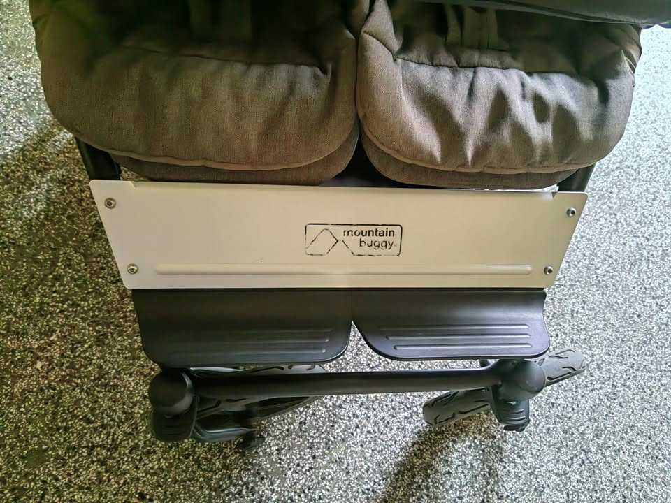 Mountain Buggy Количка Duet Luxury