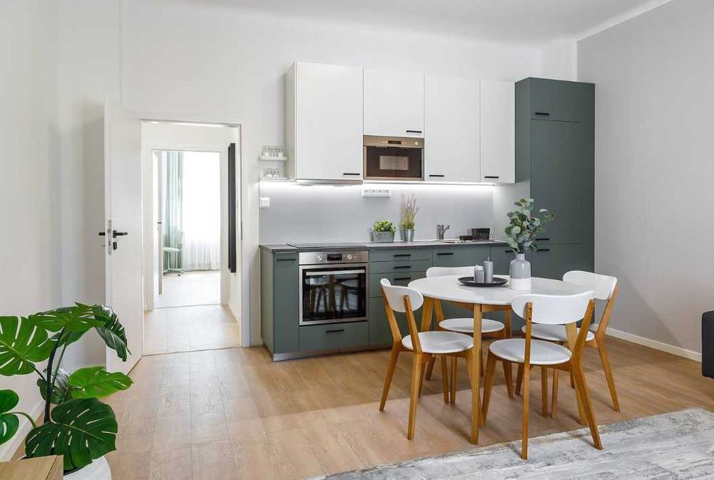 Дава се под наем Тристаен апартамент в Пловдив, Каменица 1 - 96 кв.м за 357 € - Снимка #4