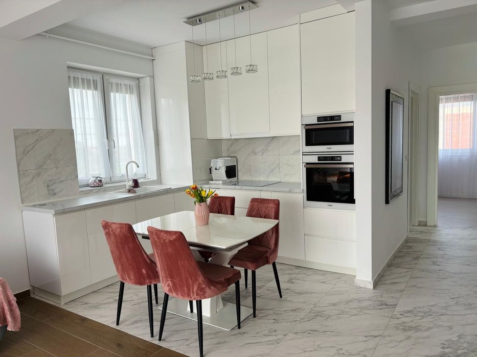 Proprietar vand apartament