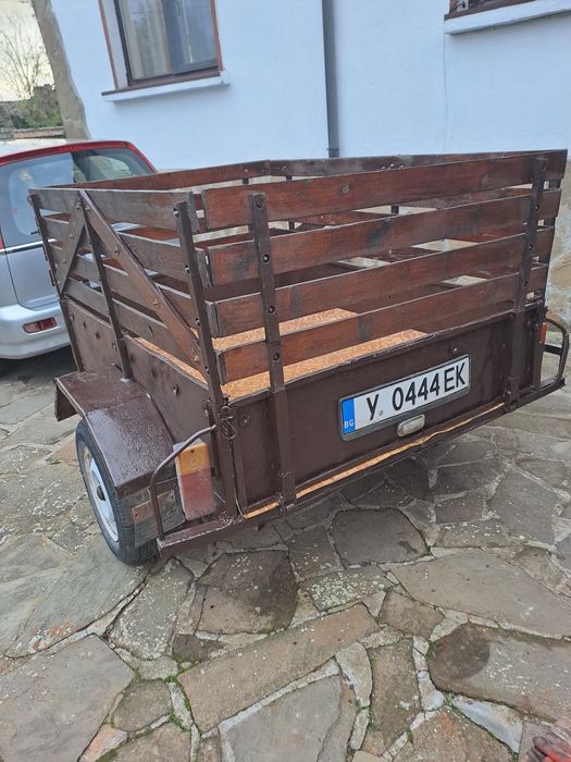 Автомобилно ремарке с регистрация