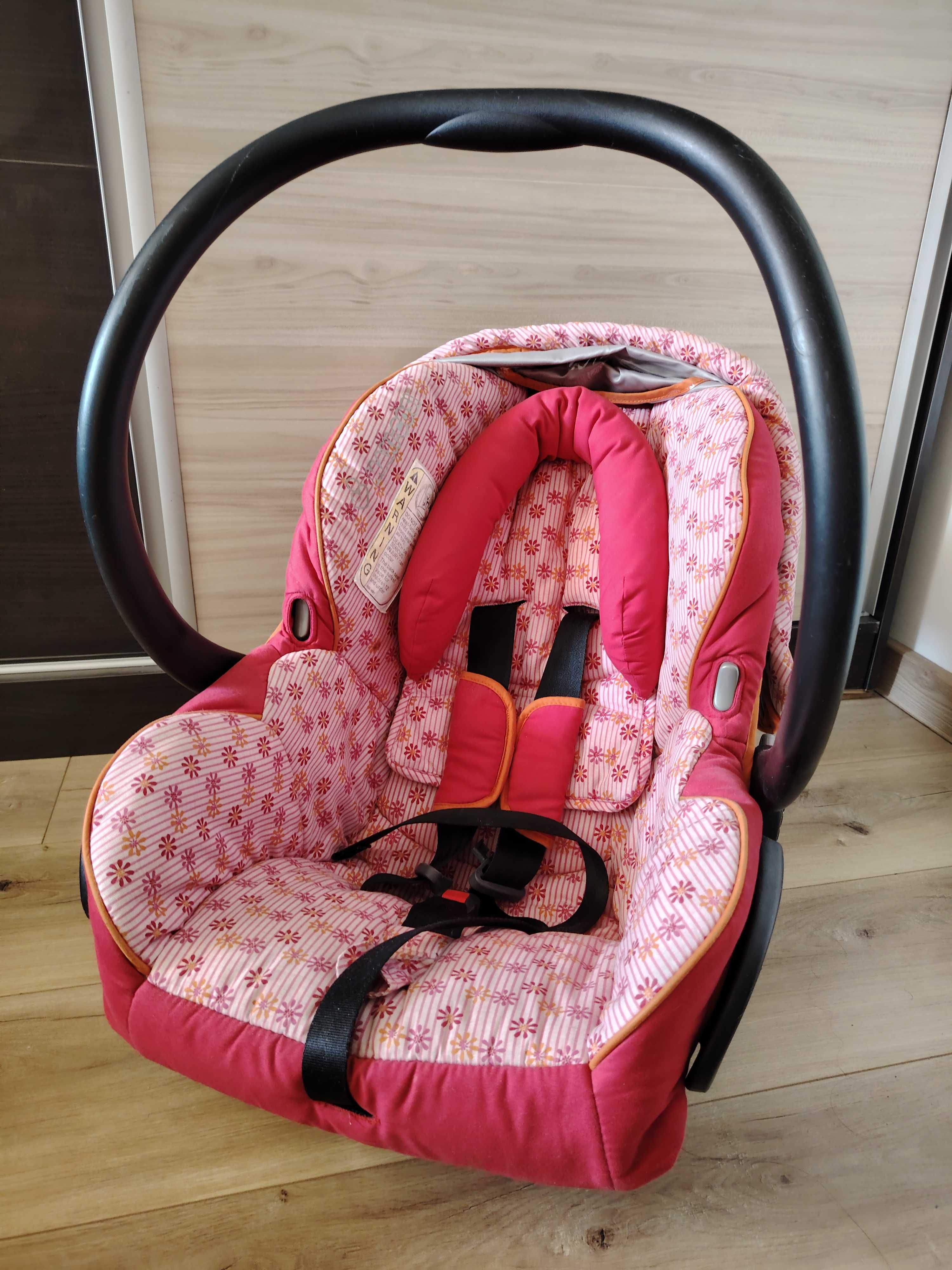 Бебешки кош/седалка за кола Maxi Cosi