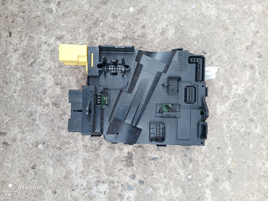 Продавам модул за волана или модул за завиване за audi a3 8P